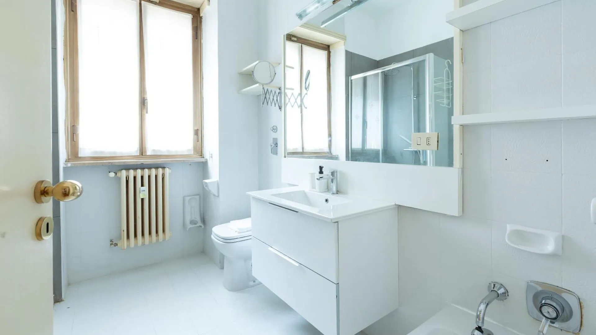 Lorenteggio Large Flat Milaan
