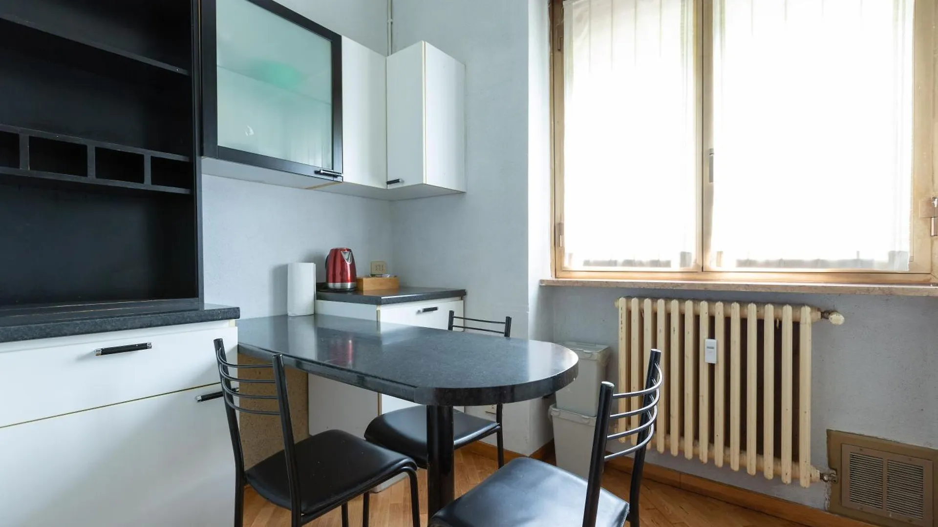 Apartment Lorenteggio Large Flat Milan